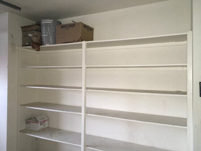 Building Photo - 255 S 200 E