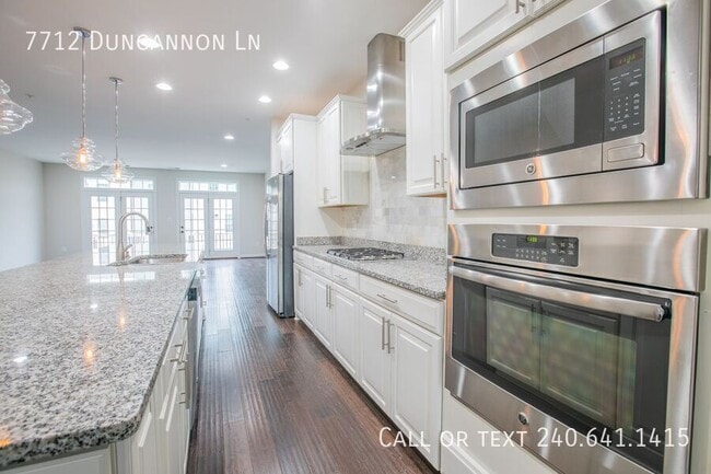 Building Photo - 7712 Duncannon Ln
