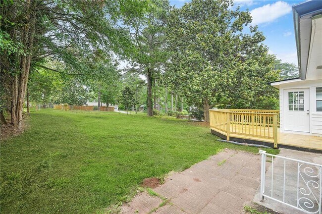 Building Photo - 4188 Fontana Ct