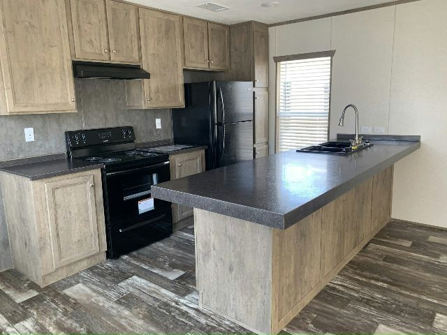 Building Photo - New & Ready for You! $299 First month's rent!