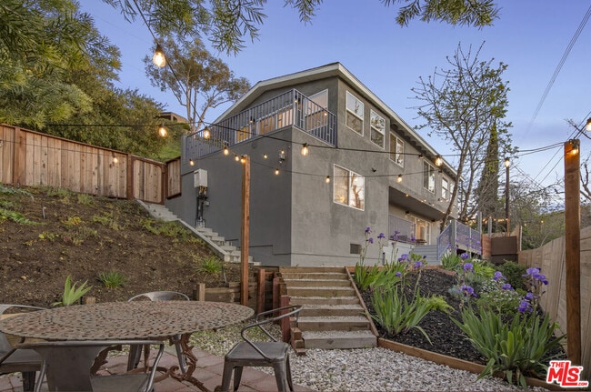 Building Photo - 1125 Oban Dr