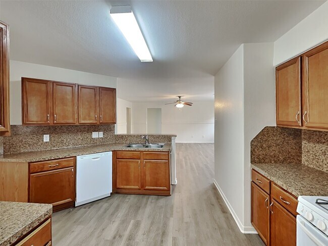 Building Photo - 11110 Vanilla Circle Court