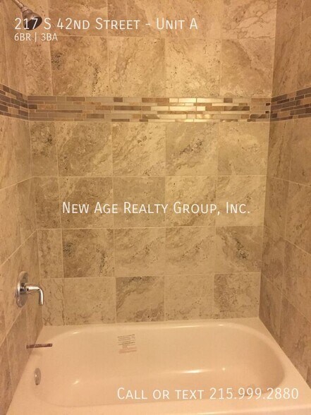 Building Photo - 217 S 42nd St