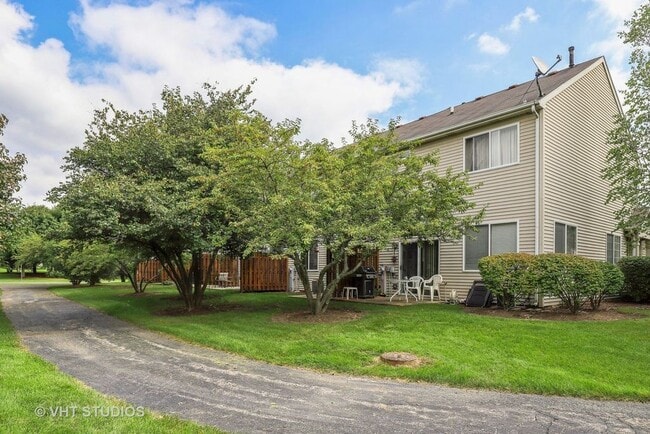 Building Photo - 1382 Redbridge Ct