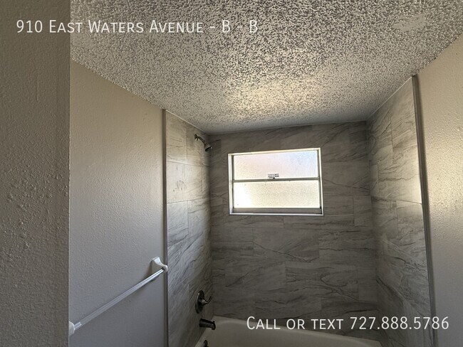 Building Photo - 910 E Waters Ave