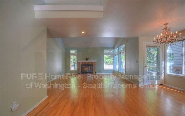 Building Photo - 6109 83rd Ave W