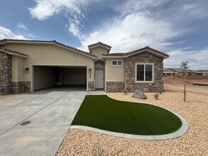 Building Photo - Brand New Townhome In Hurricane