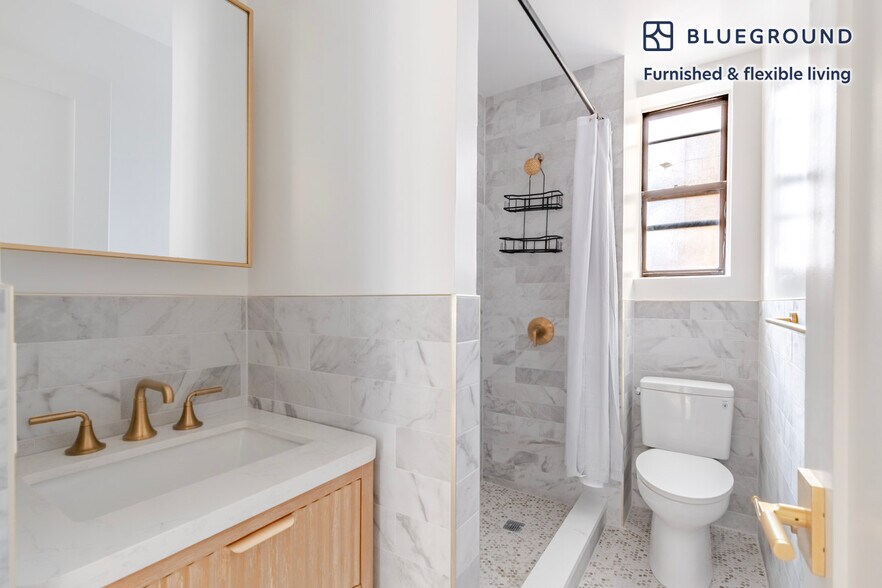 Building Photo - 244 W 72nd St