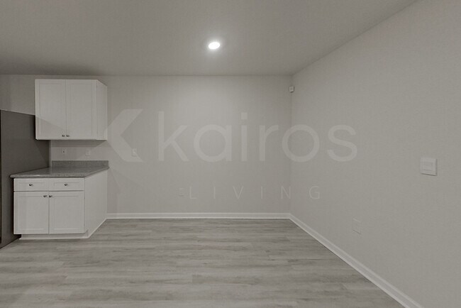 Building Photo - 4793 Malay Cir