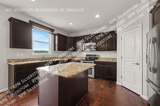 Building Photo - 1235 Ardmore-