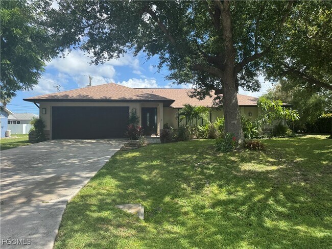 Primary Photo - 2211 SW 14th Pl
