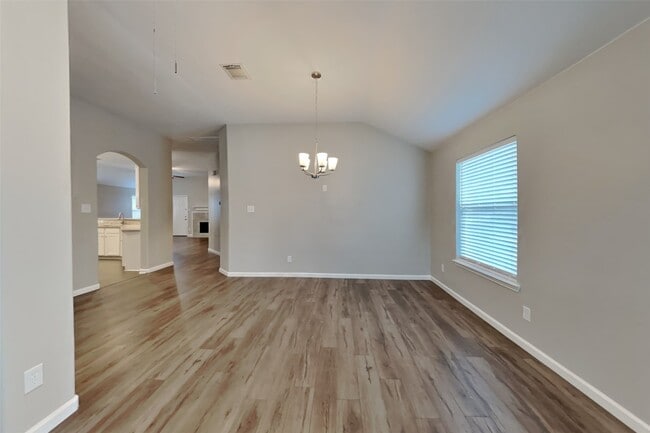 Building Photo - 30206 Emerson Creek Dr