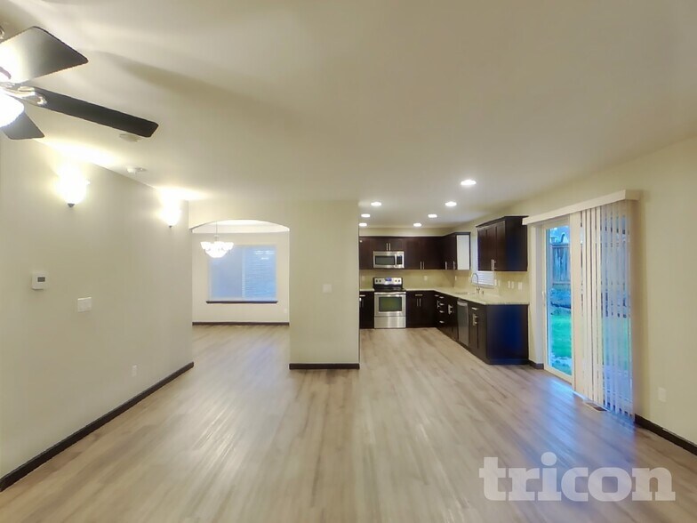 Building Photo - 6706 206th St Ct E