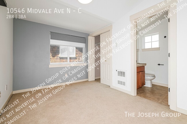 Building Photo - 10546 Midvale Ave N