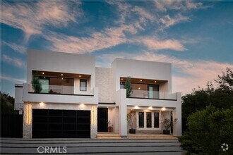 Building Photo - 2608 Zorada Dr