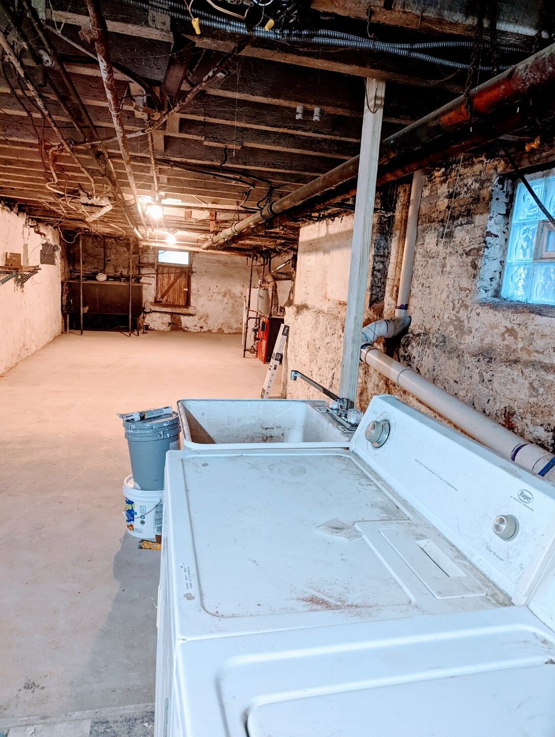 Building Photo - 3207 Clifford St