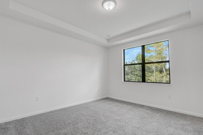 Building Photo - 2880 SE Federal Hwy