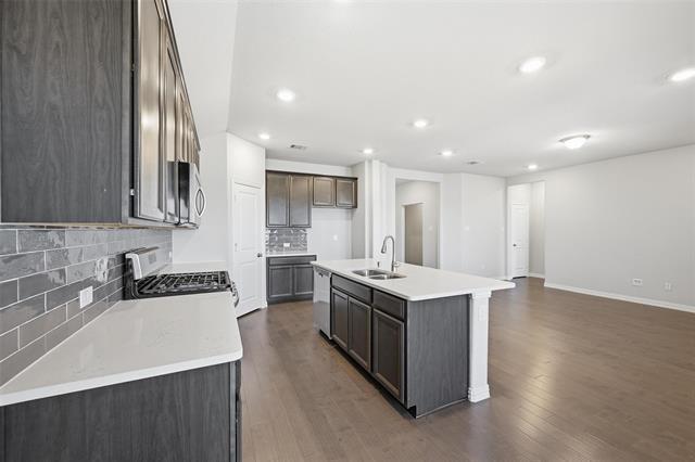 Building Photo - 1116 Rountree Ct