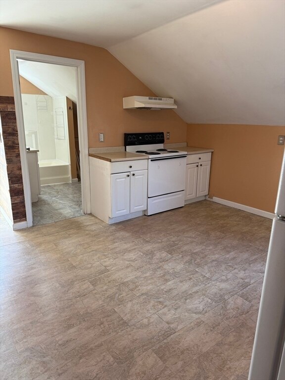 Building Photo - 52 Adams St