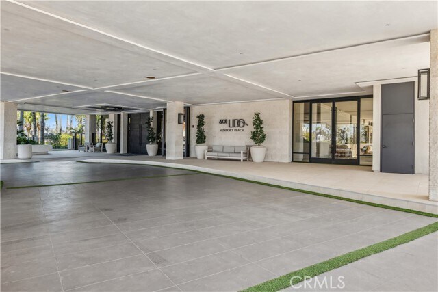 Building Photo - 601 Lido Park Dr