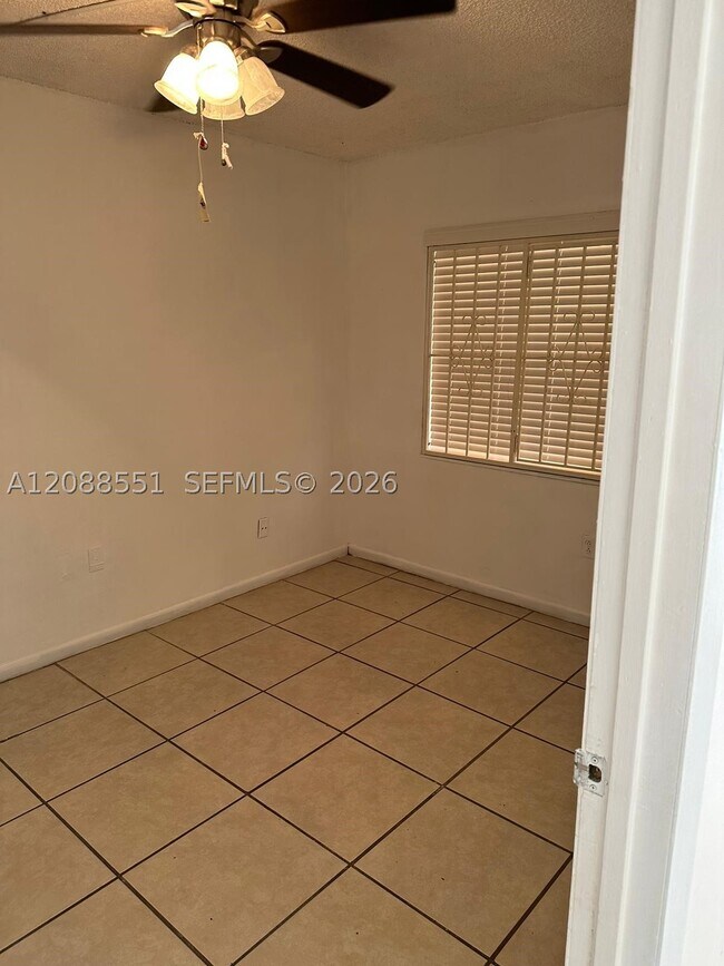 Building Photo - 8420 SW 133rd Avenue Rd
