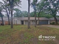 Building Photo - 506 Canyon Ridge Dr