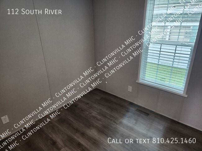 Building Photo - 112 South River-