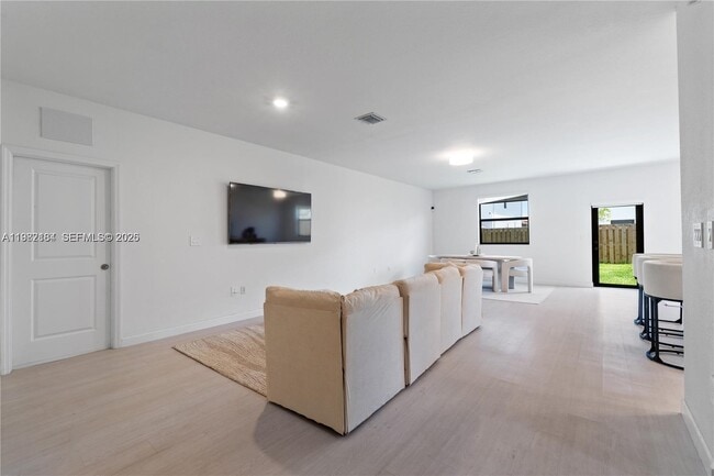 Building Photo - 11932 SW 241 Ter