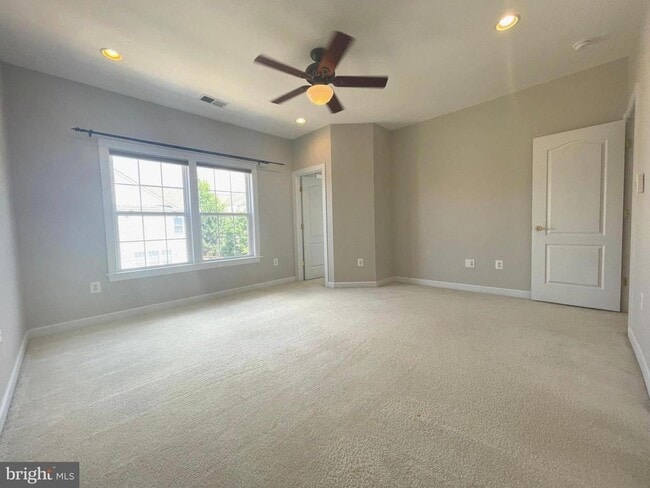 Building Photo - 11451 Fogarty Ct