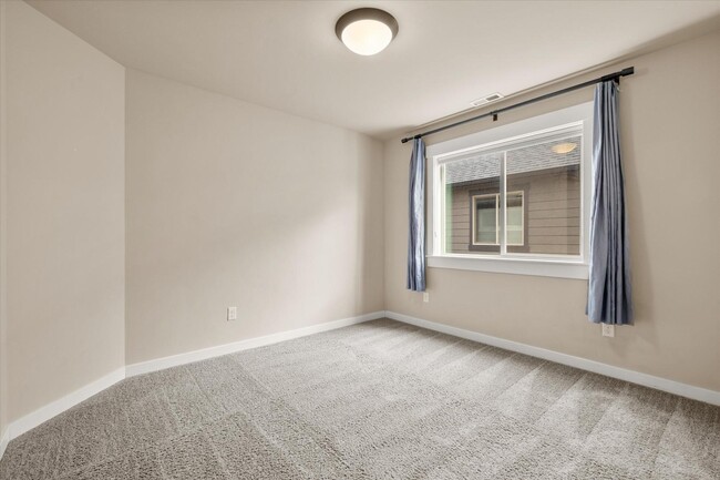 Building Photo - 20909 Sotra Loop