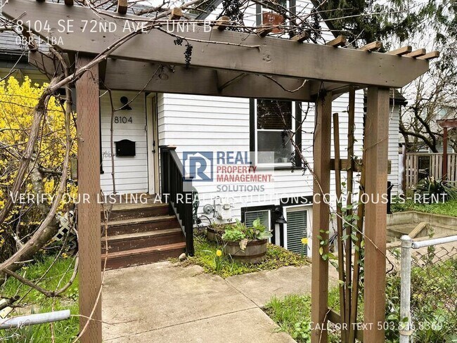 Building Photo - 8104 SE 72nd Ave