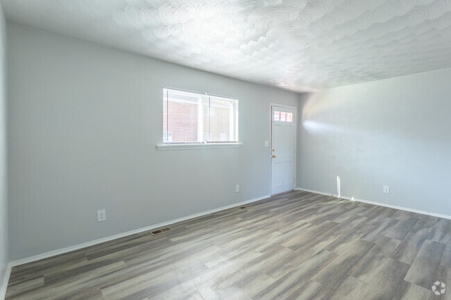 2BR,1.5BA,-890SF - Pembroke Pines Apartments