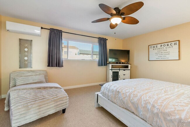 Building Photo - 3460 Carlsbad Blvd