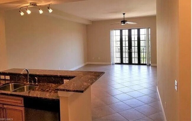 Building Photo - 8010 Via Sardinia Way