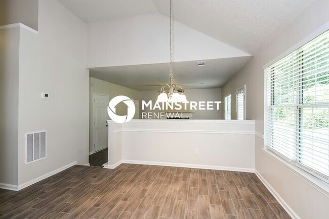 Building Photo - 3 Bedroom Pet-Friendly Home in DECATUR, GA...