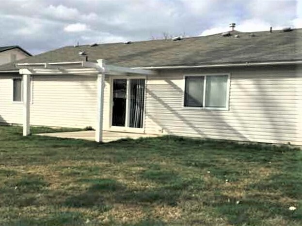 Building Photo - 10513 W Hazelwood Dr
