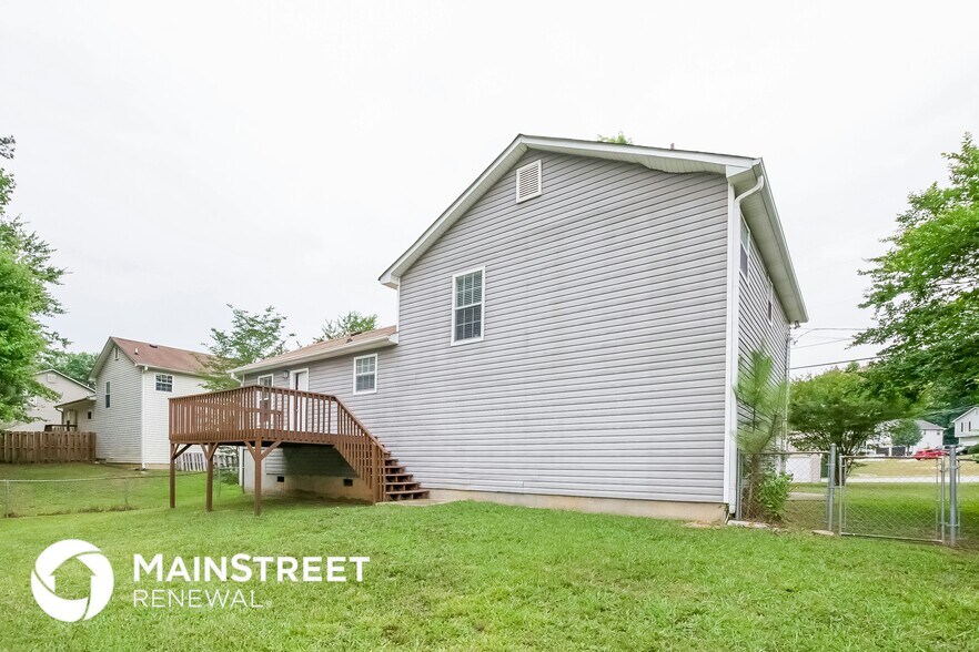 Building Photo - 206 Ivy Crest Dr