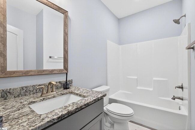 Building Photo - 404 Fairfield St