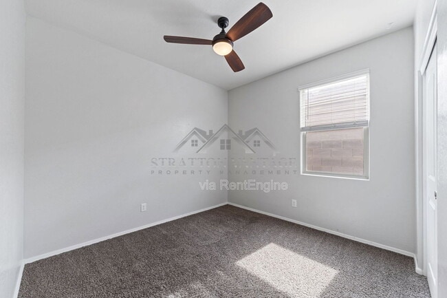 Building Photo - 17878 N Pietra Rd