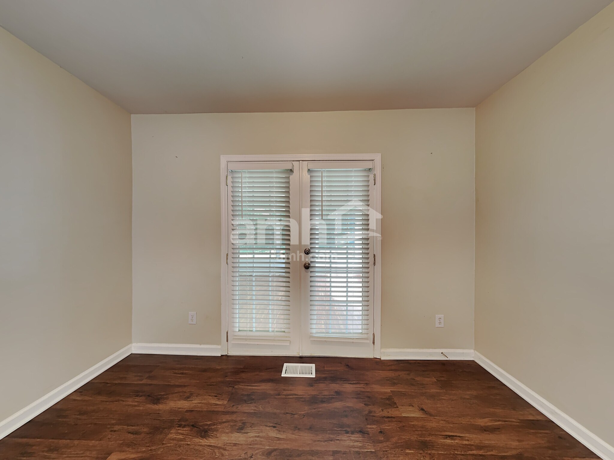 Building Photo - 6112 Glenridge Ct