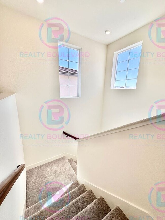 Building Photo - 1/2 Month Free!! Brand New Lennar Home in ...