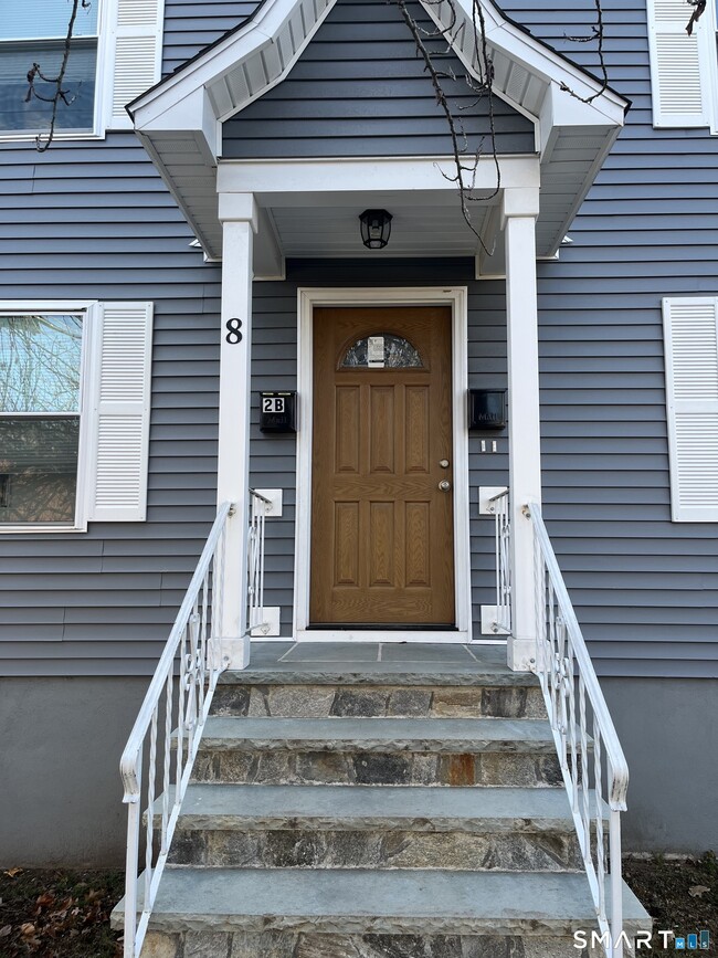 Building Photo - 395 Blake St