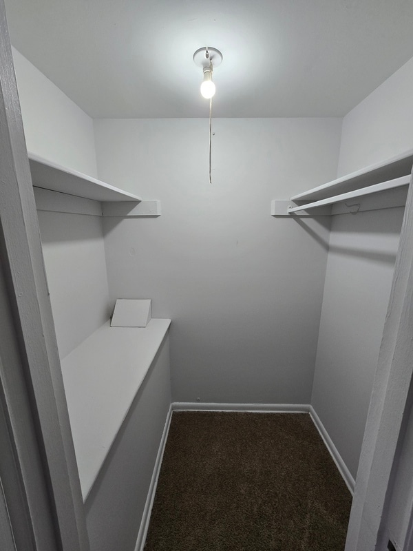 Building Photo - 806 Brook Hill Rd