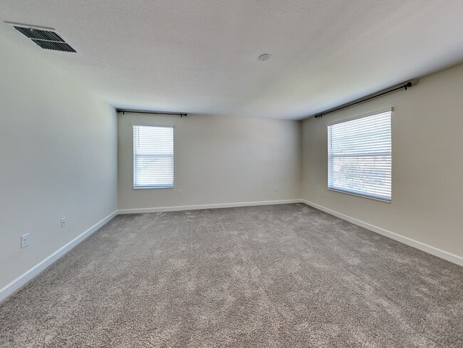 Building Photo - 472 Brunswick Dr