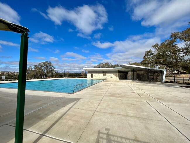 Building Photo - 5974 Companion Lp