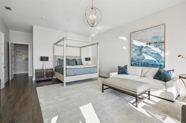 Building Photo - 2800 Lakeside Pkwy