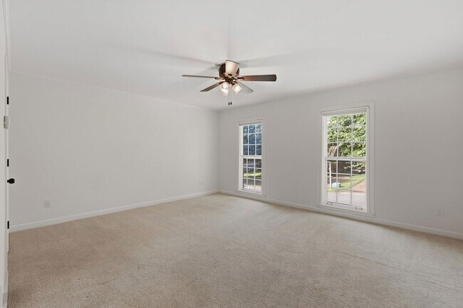 Building Photo - 7253 Stamford Dr