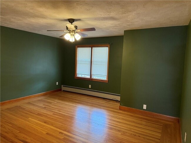 Building Photo - 1089 Plainfield St