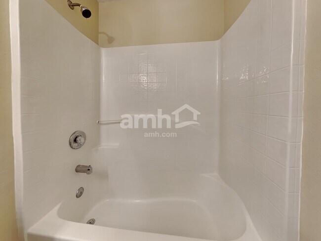 Building Photo - 12555 Belmont Lakes Dr