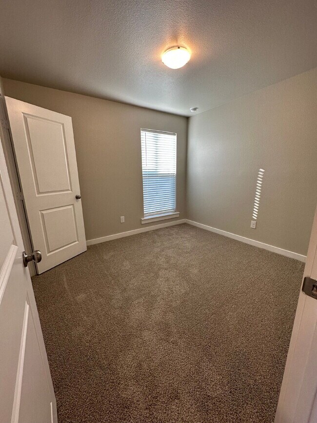 Building Photo - Welcome to this charming home in Cooper ISD!